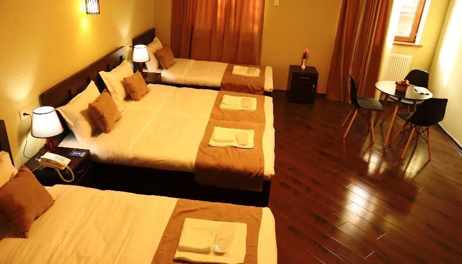 SISNO HOTEL — Photo 33