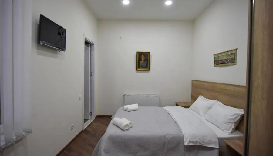 Guesthouse Radiani 14 — Photo 42