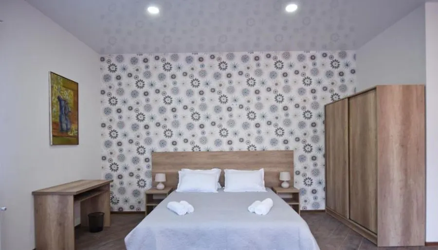 Guesthouse Radiani 14 — Photo 65