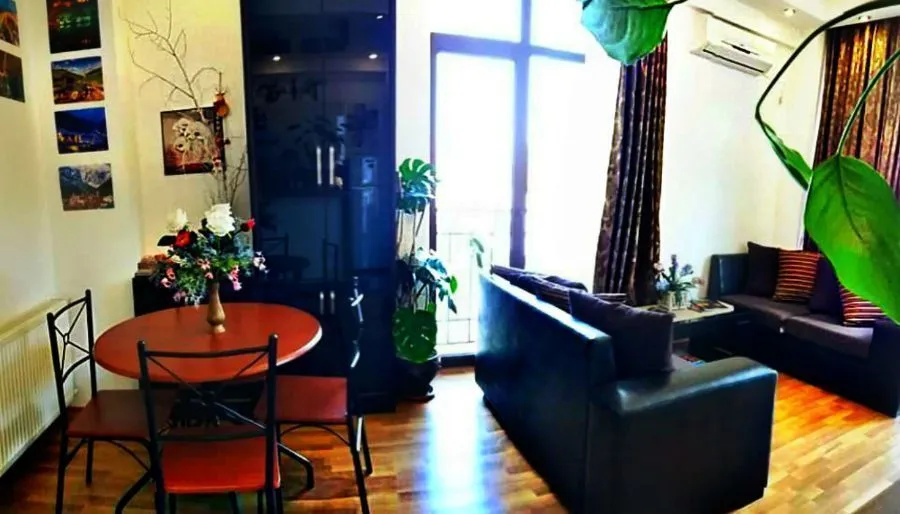 Apartment in old  Tbilisi I — Photo 25