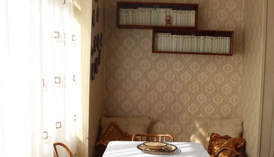 Apartment near the museum in Borjomi — Photo 25