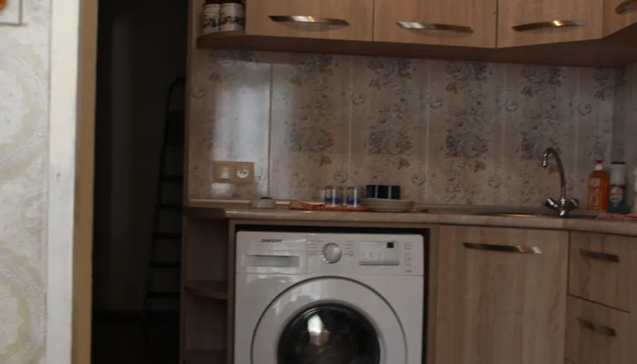 Apartment near the museum in Borjomi — Photo 24