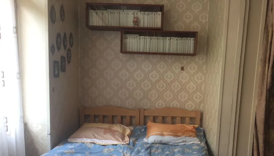 Apartment near the museum in Borjomi — Photo 16