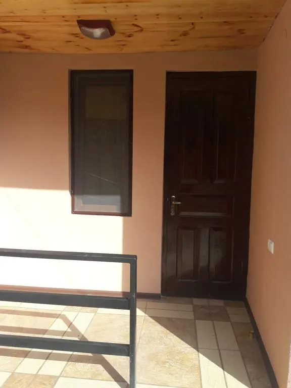 Cottage in Likani — Photo 22