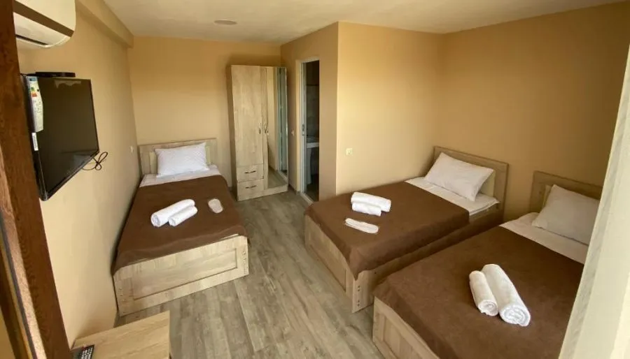 Hotel Lake House — Photo 19