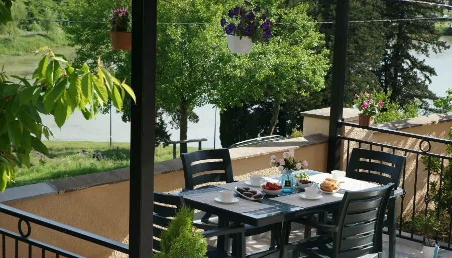 Hotel Lake House — Photo 33