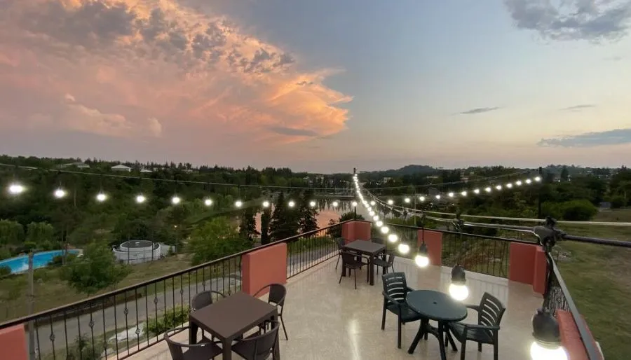 Hotel Lake House — Photo 3