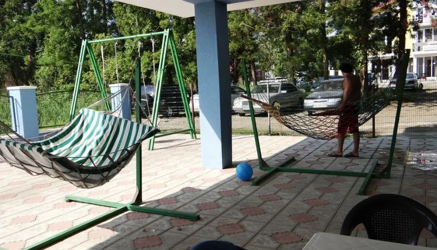 Blue Star — Photo 5