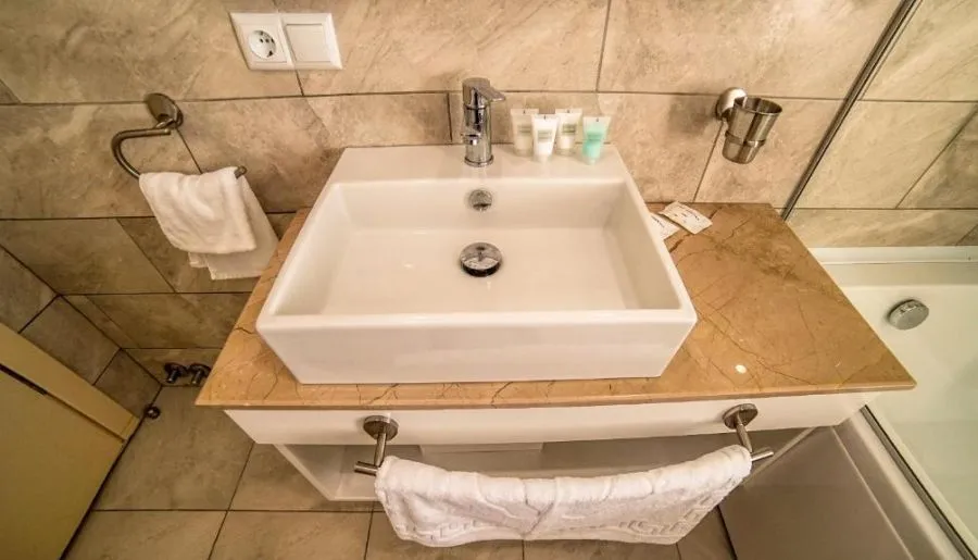 Hotel Montana — Photo 27