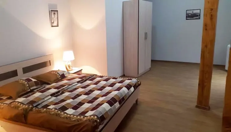 Aleksandria Hotel — Photo 24