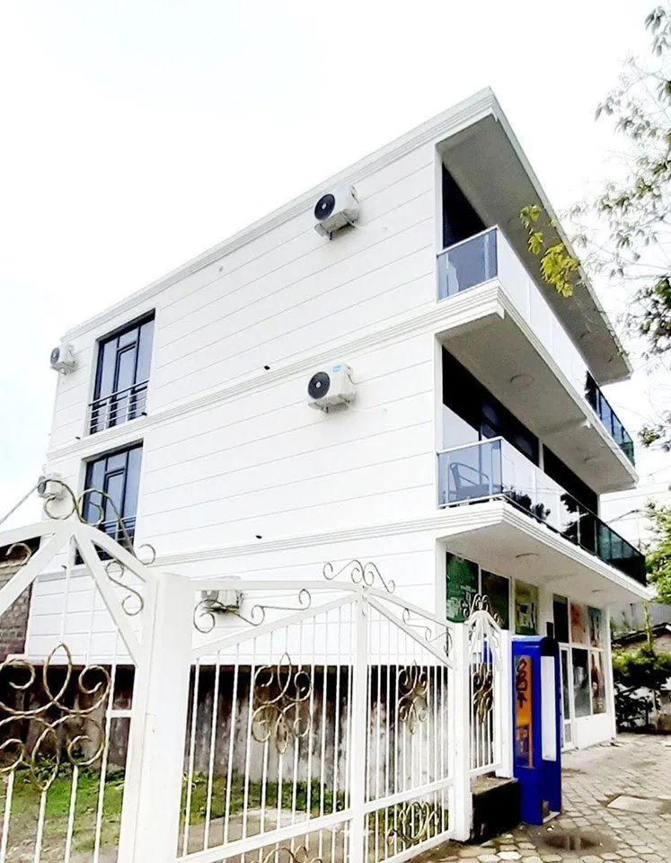 White Hotel — Photo 17