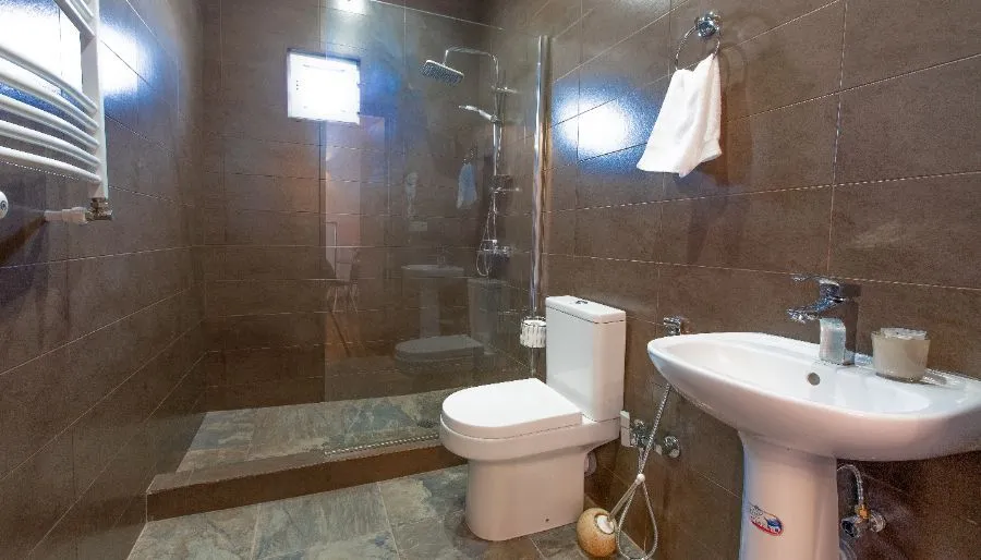 4 Rooms Boutique Hotel — Photo 21