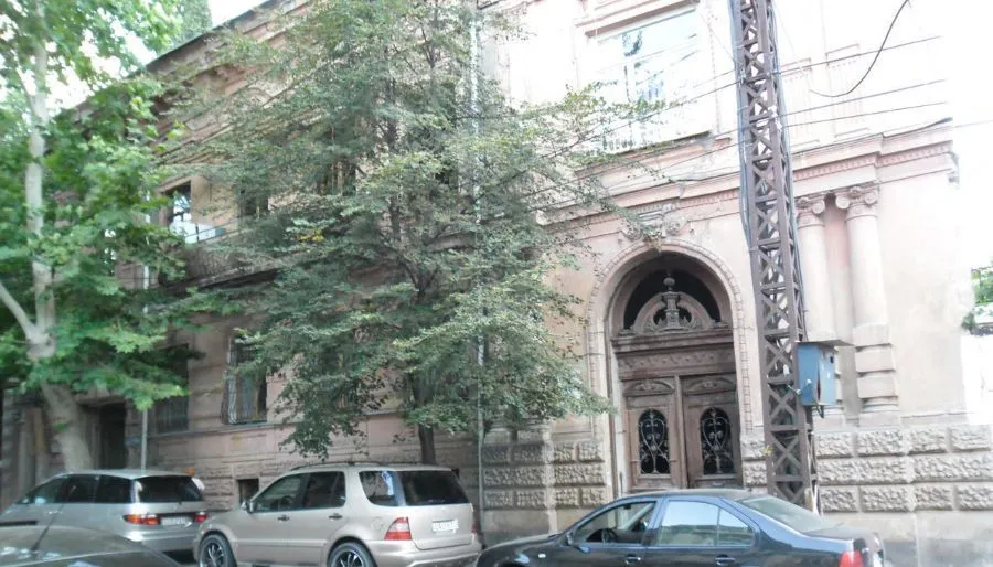 Elena — Photo 9