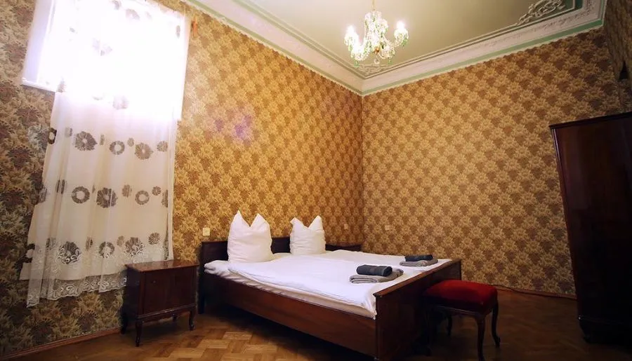 Guest house old Kutaisi — Photo 27