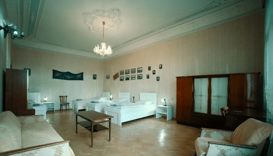 Guest house old Kutaisi — Photo 34