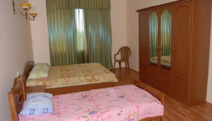 King Palace — Photo 13
