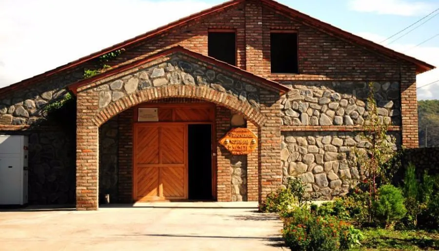 Shaloshvili's Cellar Hotel — Photo 5