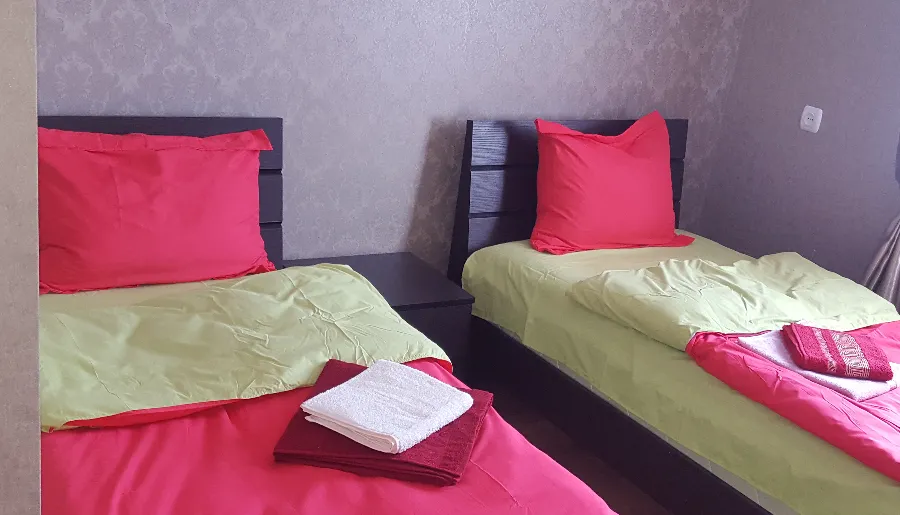 Old Tbilisi Apartment - 2 — Photo 3