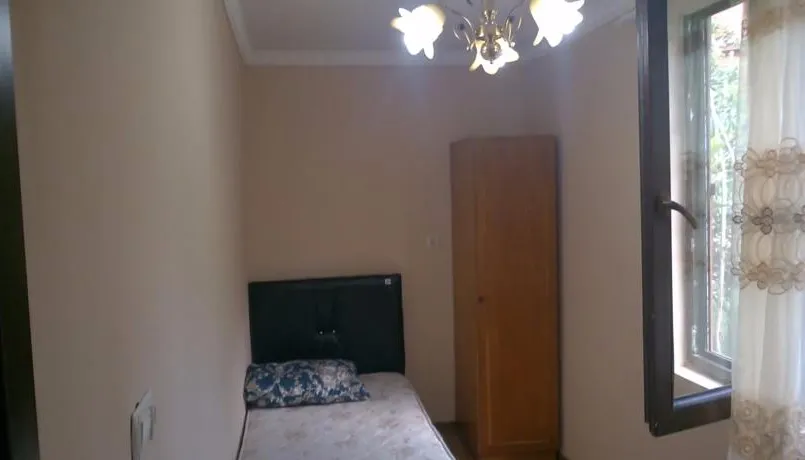 4 VILLA — Photo 31