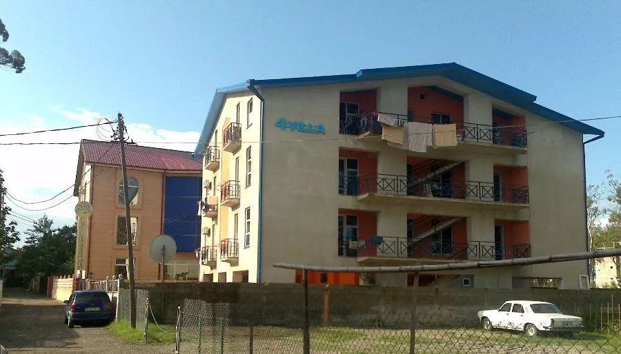 4 VILLA — Photo 23