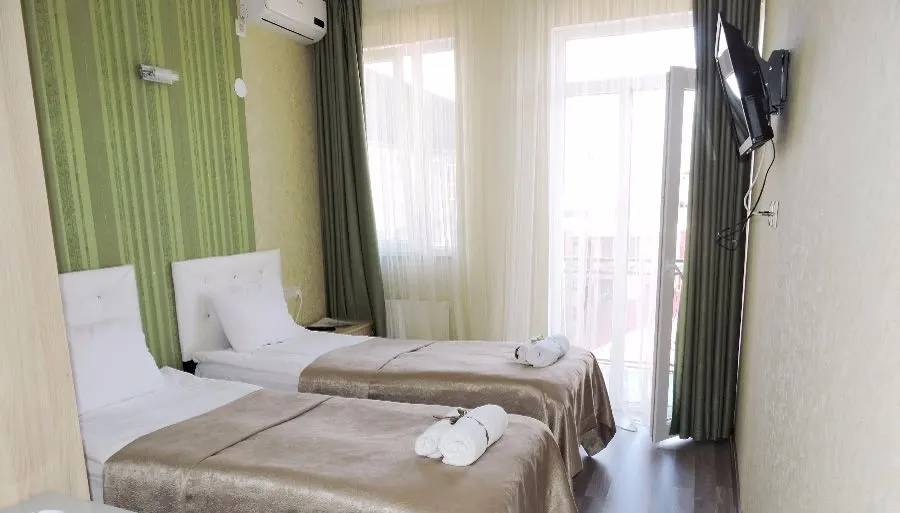 Green villa — Photo 47