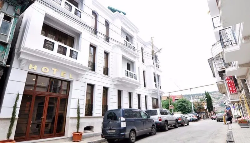 Velvet Hotel — Photo 8