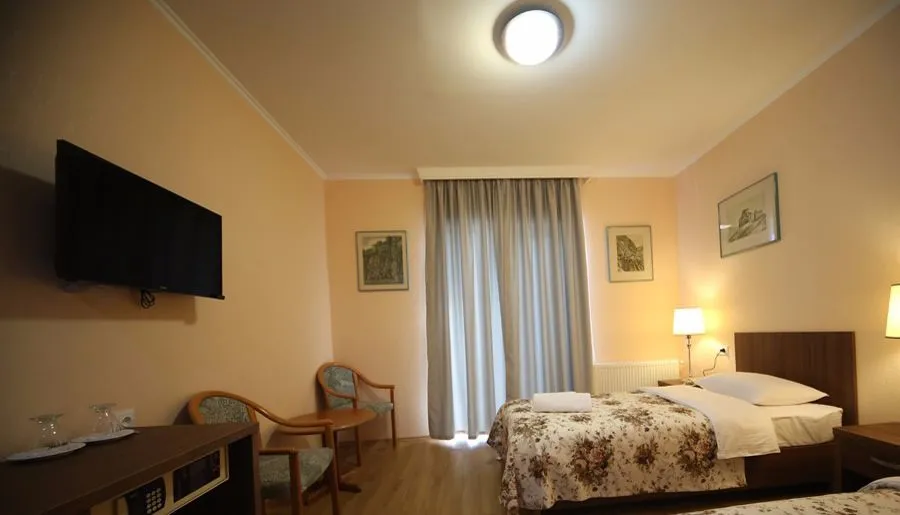 MARTVILI PALACE — Photo 59