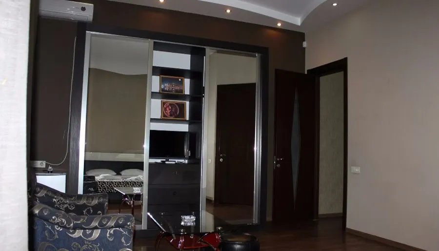 Majestic Hotel Tbilisi — Photo 18