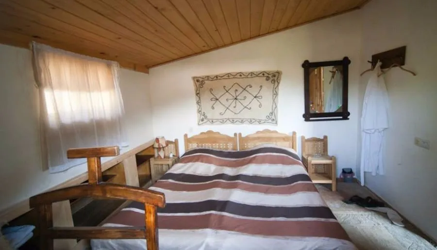 Gallery — Photo 14