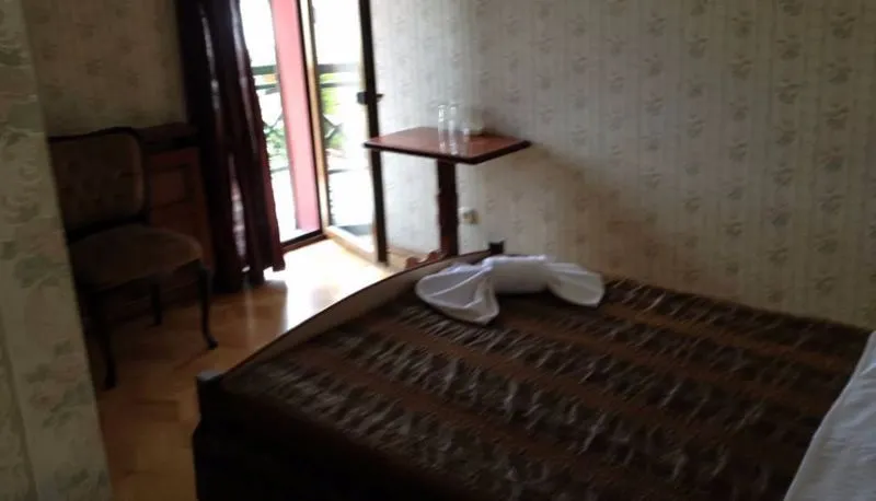 MY HOUSE — Photo 24