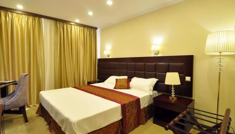 Sputnik Hotel & Spa Batumi — Photo 33