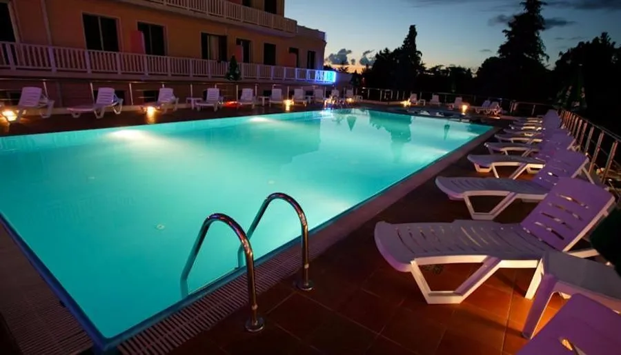 Hotel Intourist Palace — Photo 24