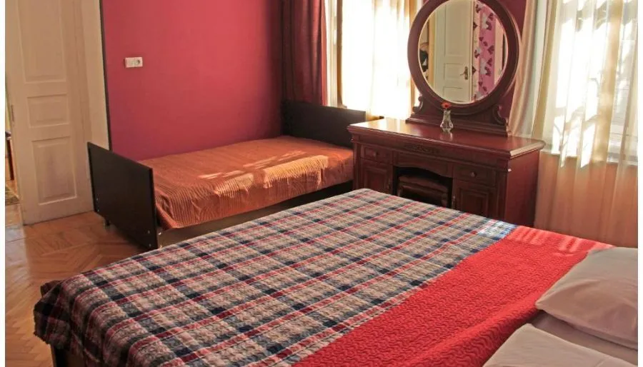 Tiniko — Photo 31