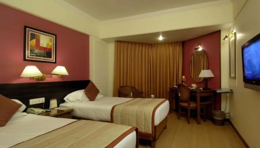 Victoria Royal Hotel — Photo 23