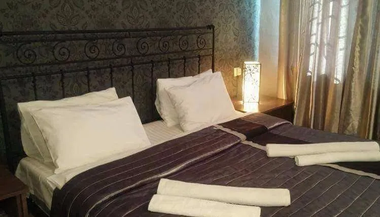 Victoria Royal Hotel — Photo 16