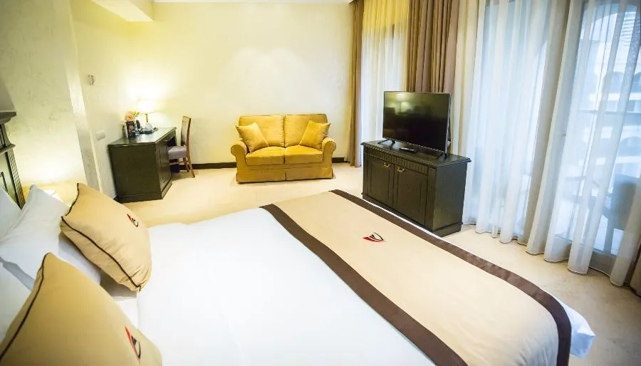 Colosseum Marina Hotel — Photo 39