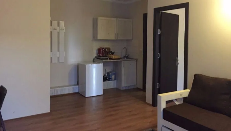 Mgzavrebi apt 404 — Photo 6