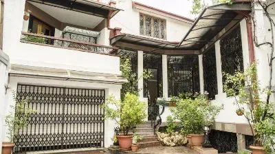 Old home sololaki