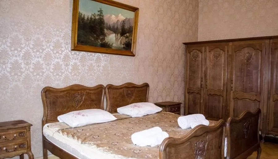 Old home sololaki — Photo 10