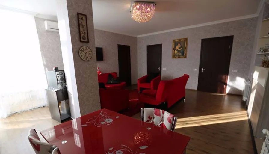 Apartment on Vaja-Fshavela — Photo 7