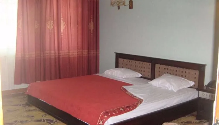 Mtskheta Palace — Photo 15