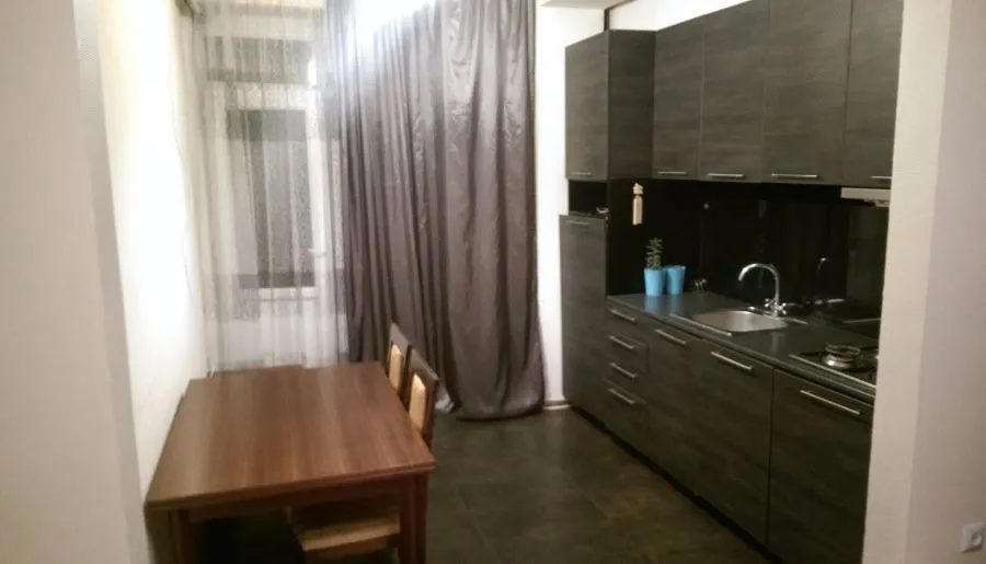 Cozy Apartment — Photo 4