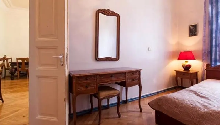 Lovely Apartment in the City Center — Photo 4
