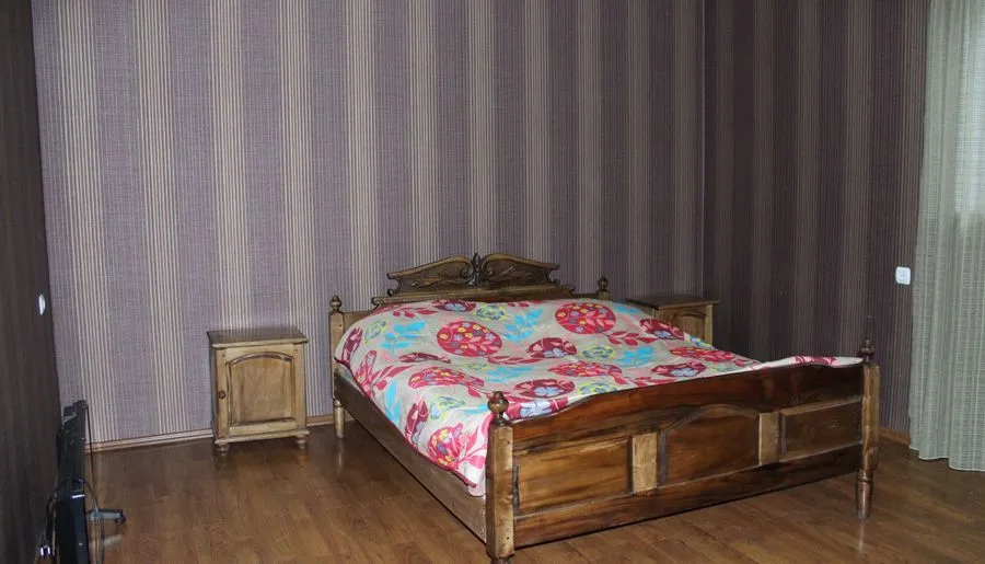 Ninia's Guesthouse — Photo 27