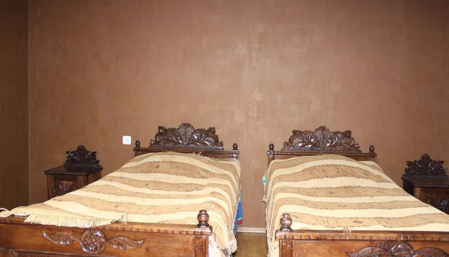 Ninia's Guesthouse — Photo 21
