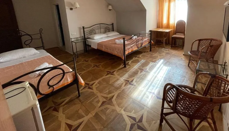 Laguna Hotel — Photo 35