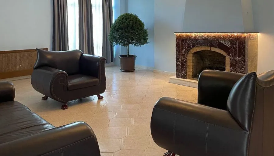 Laguna Hotel — Photo 19