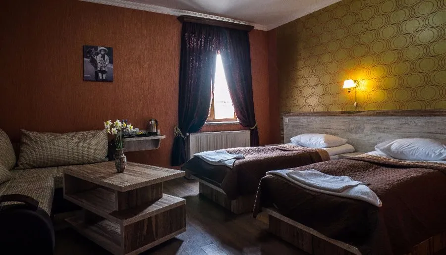 Hotel Tiflis — Photo 37
