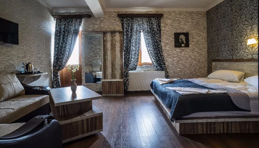 Hotel Tiflis — Photo 35