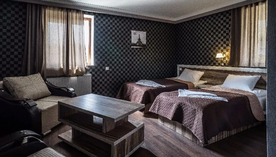 Hotel Tiflis — Photo 41